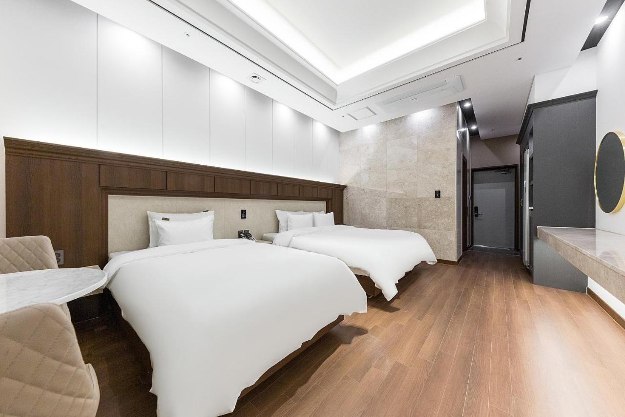 Hotel Demer Mokpo Exterior foto
