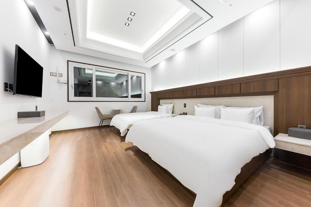 Hotel Demer Mokpo Exterior foto